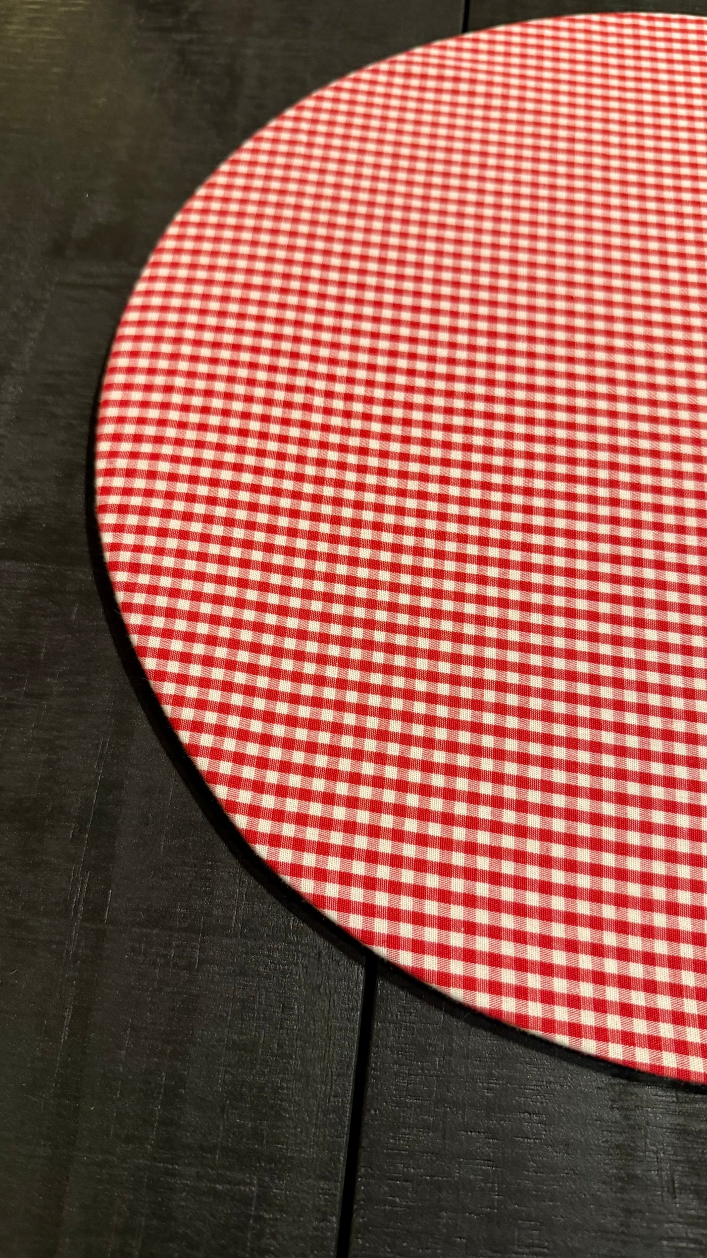 Bajo Plato — Funda Rojo y Blanco 35x35