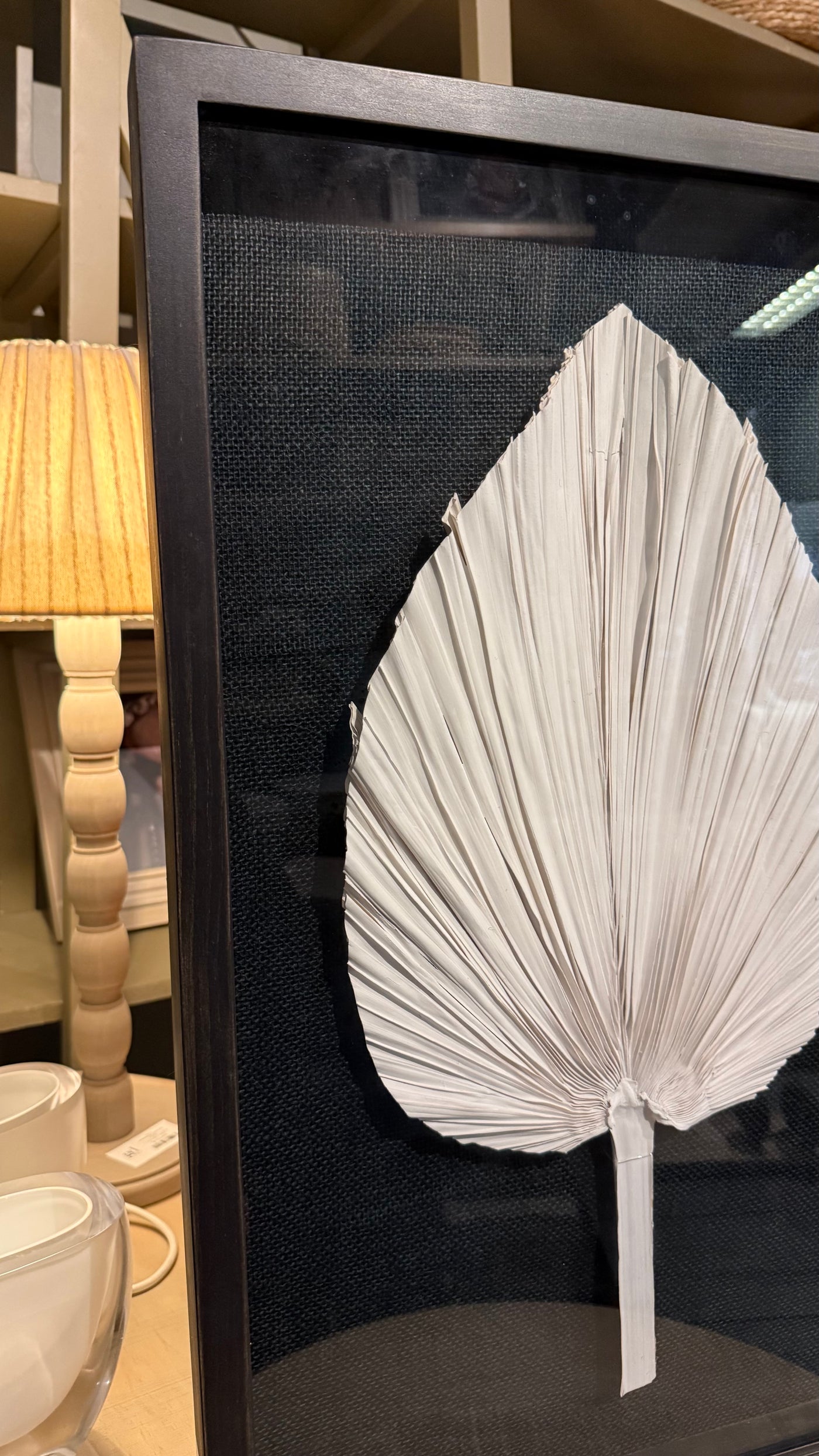 Cuadro Hoja de Palmera — Madera Pino Clear Aserrado Pátina Negra 45x70