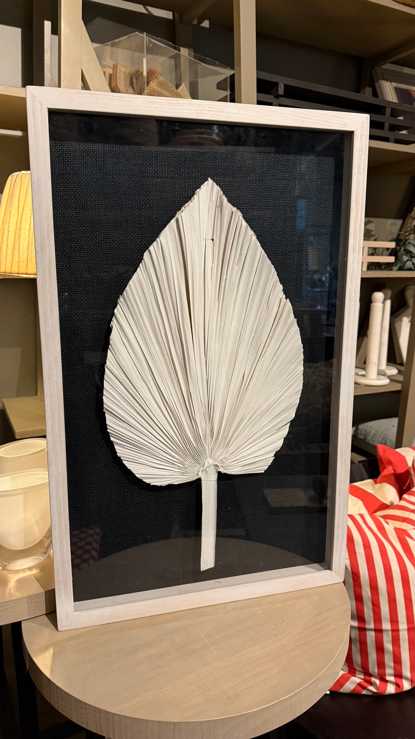 Cuadro Hoja de Palmera — Madera Pino Clear Aserrado Aguada Blanca 45x70