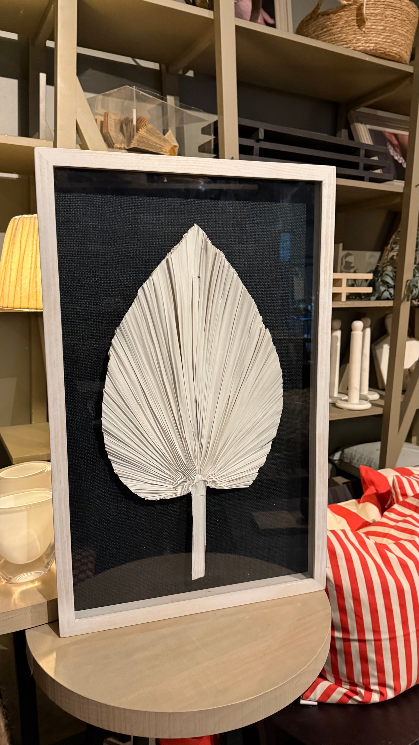 Cuadro Hoja de Palmera — Madera Pino Clear Aserrado Aguada Blanca 45x70