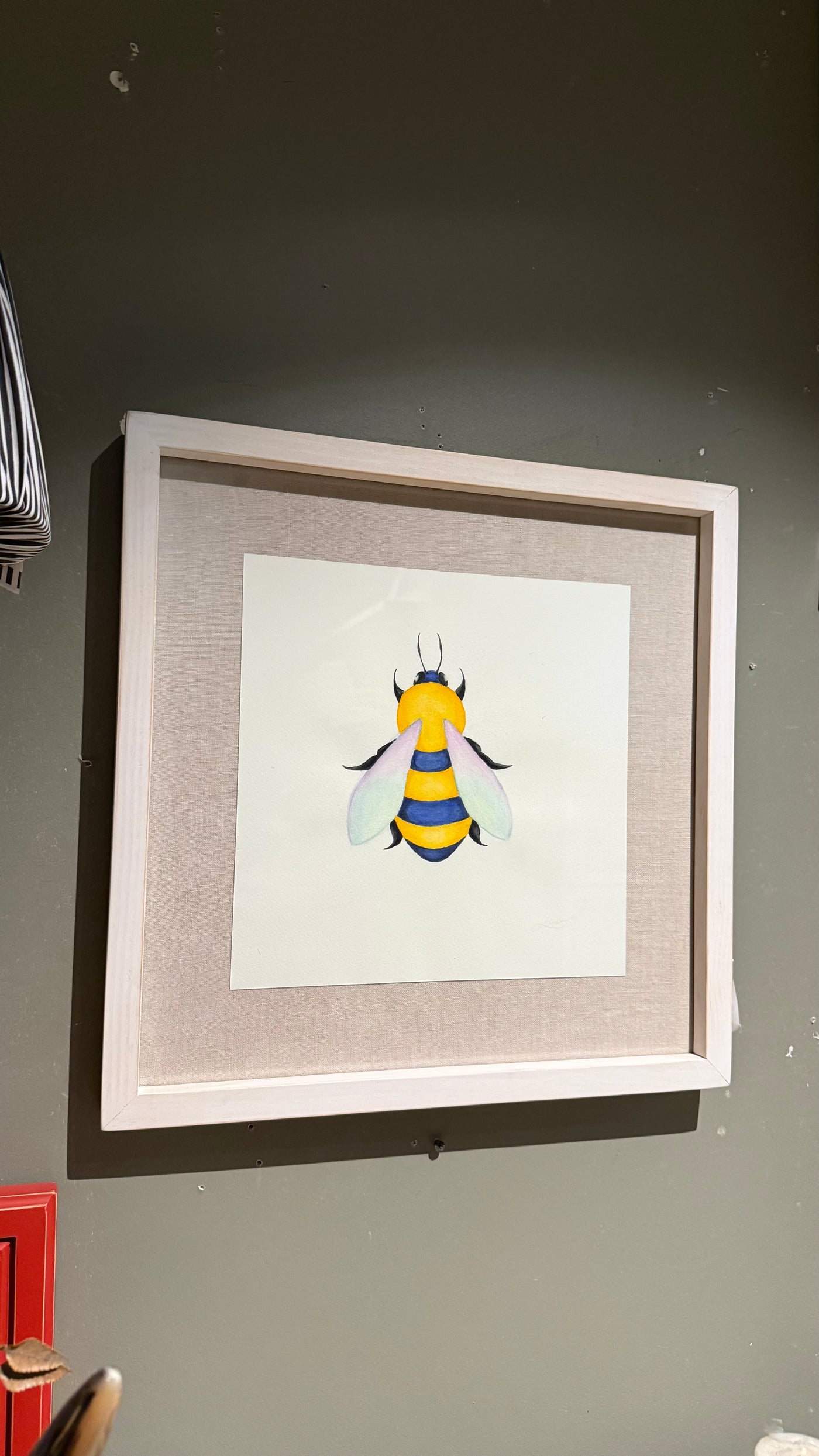 Cuadro Fondo de Lino Abeja — Diseño 3 Pino Clear y Lino Pulido Marco Blanco Aguado 46x46