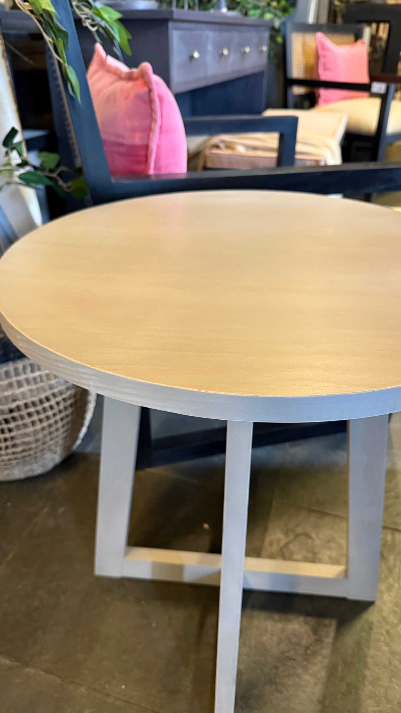 Mesa Lateral Ana — Teñido Rústico 50x50x55