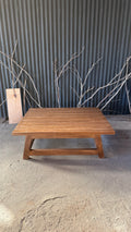 Mesa de Centro Florencia - Pino Clear Aserreado Teñido Café 120x100x40