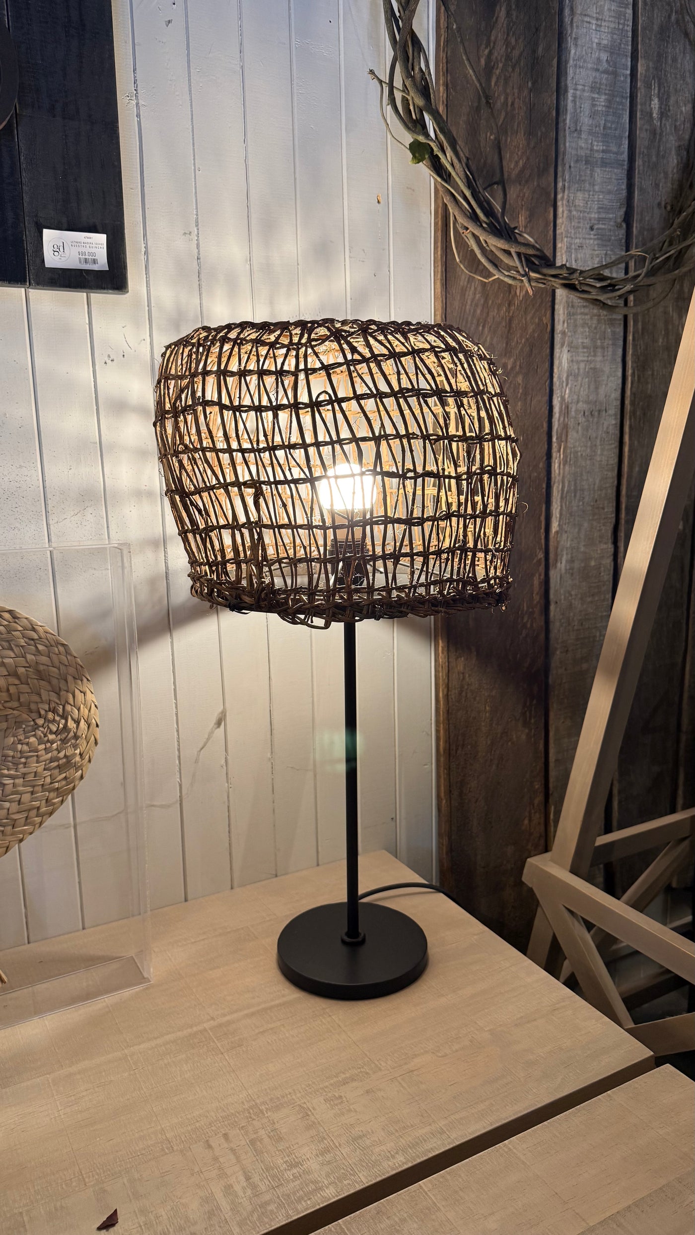 Lámpara de mesa — Pantalla Boqui Base Negra 36x66