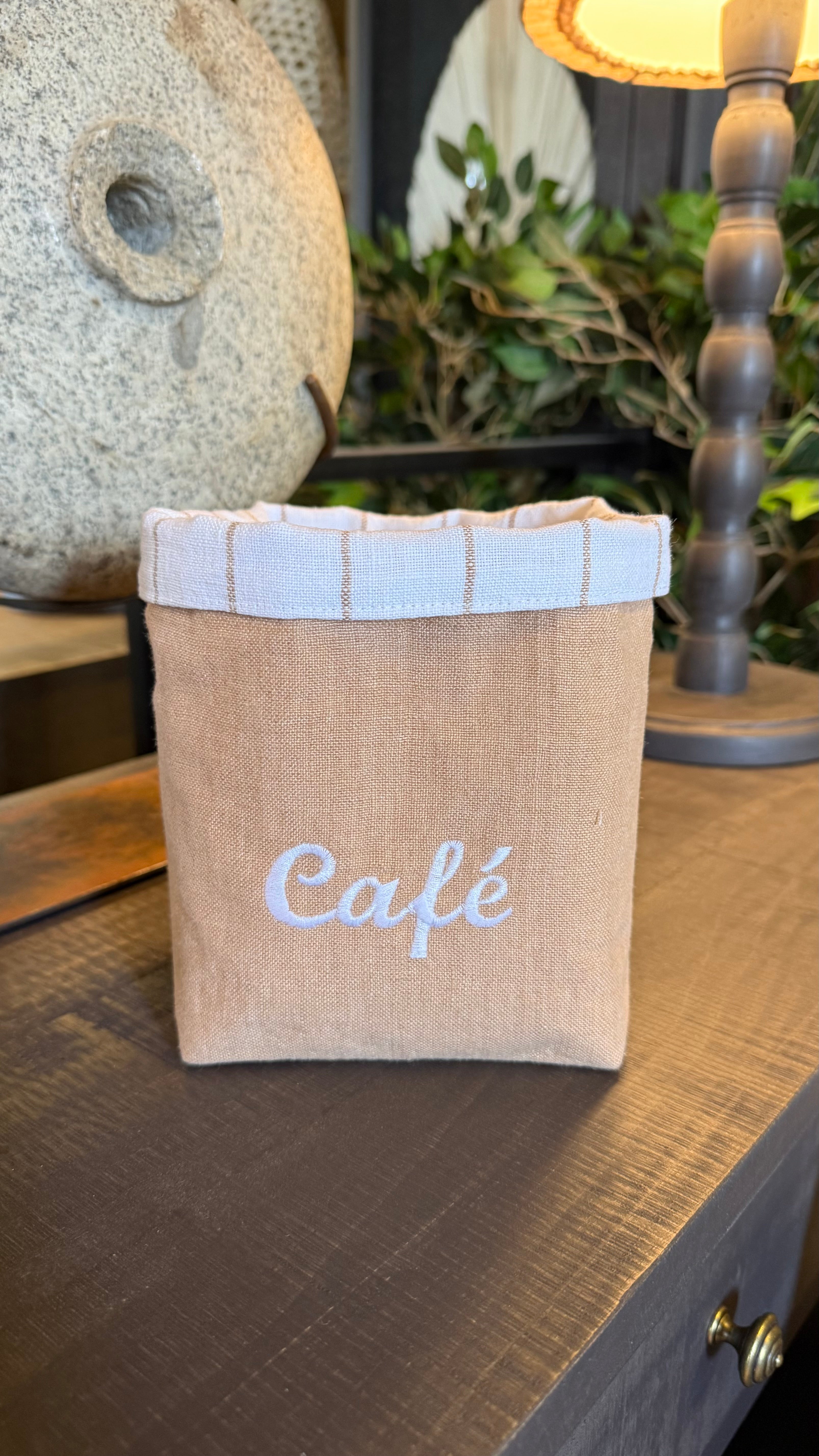 Bolsita bordada - Lino Caramelo Para Café 14x12x17