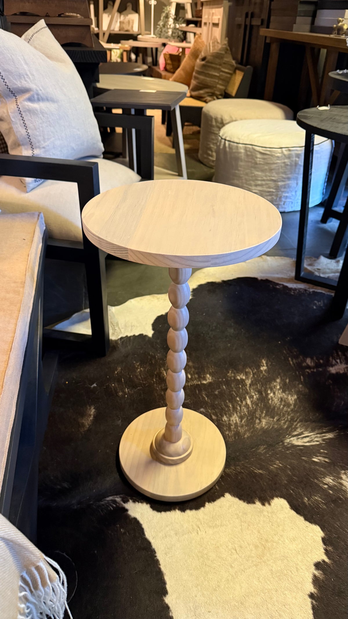 Mesa Auxiliar — Pino Clear Pulido Aguada Beige 32x32x60
