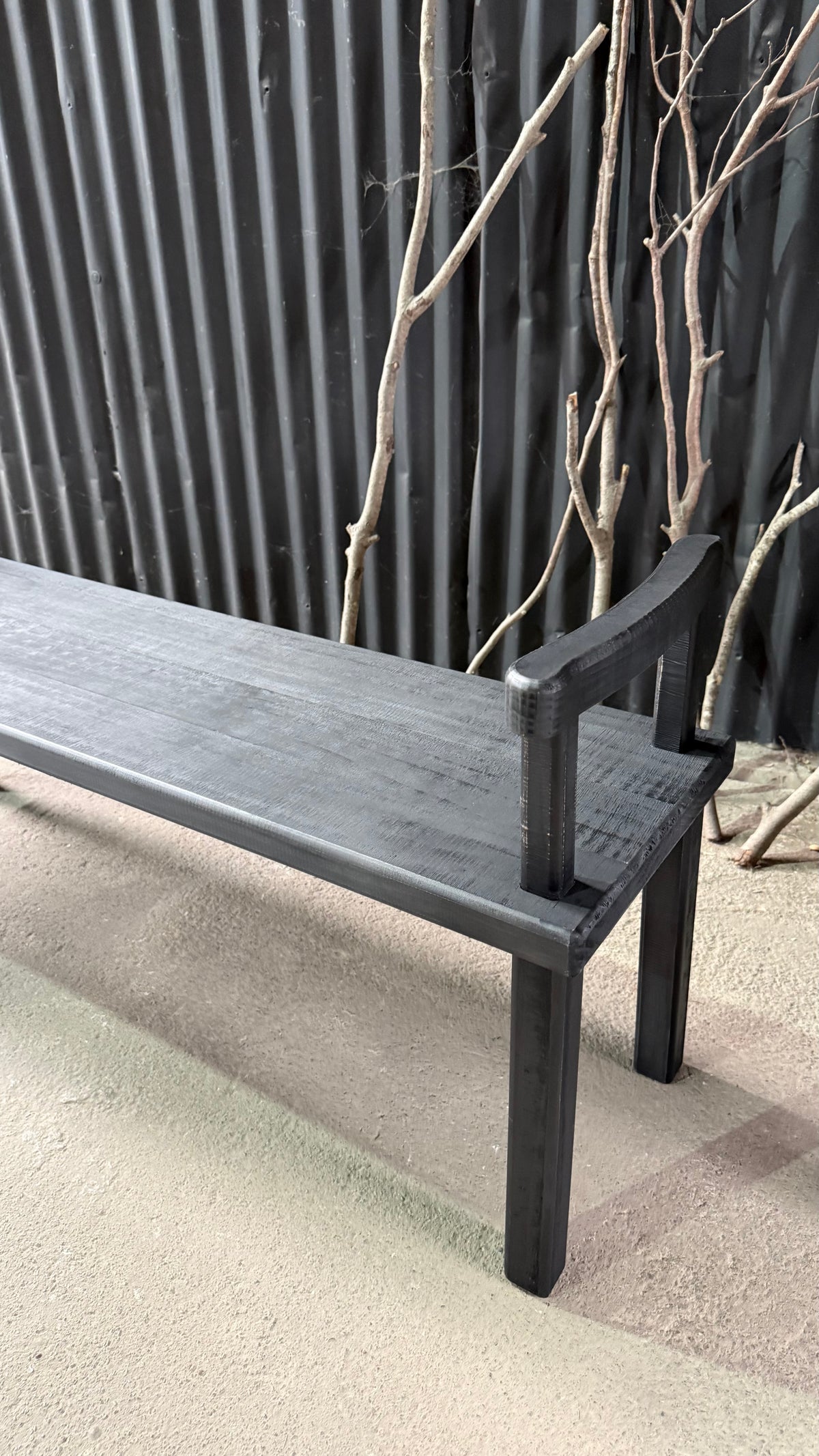 Banqueta María — Pino Clear Aserreado Pátina Negra 130x35x60