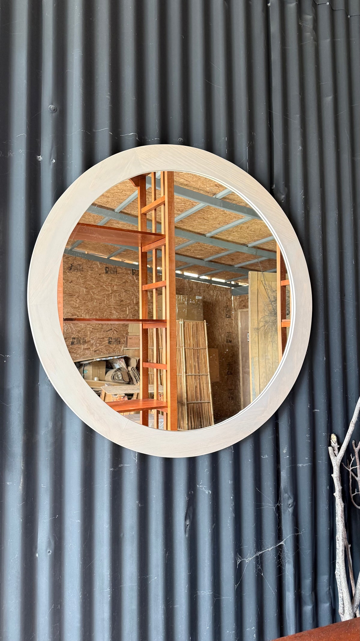Espejo Redondo — Madera Pino Clear Teñido Rústico 90x90