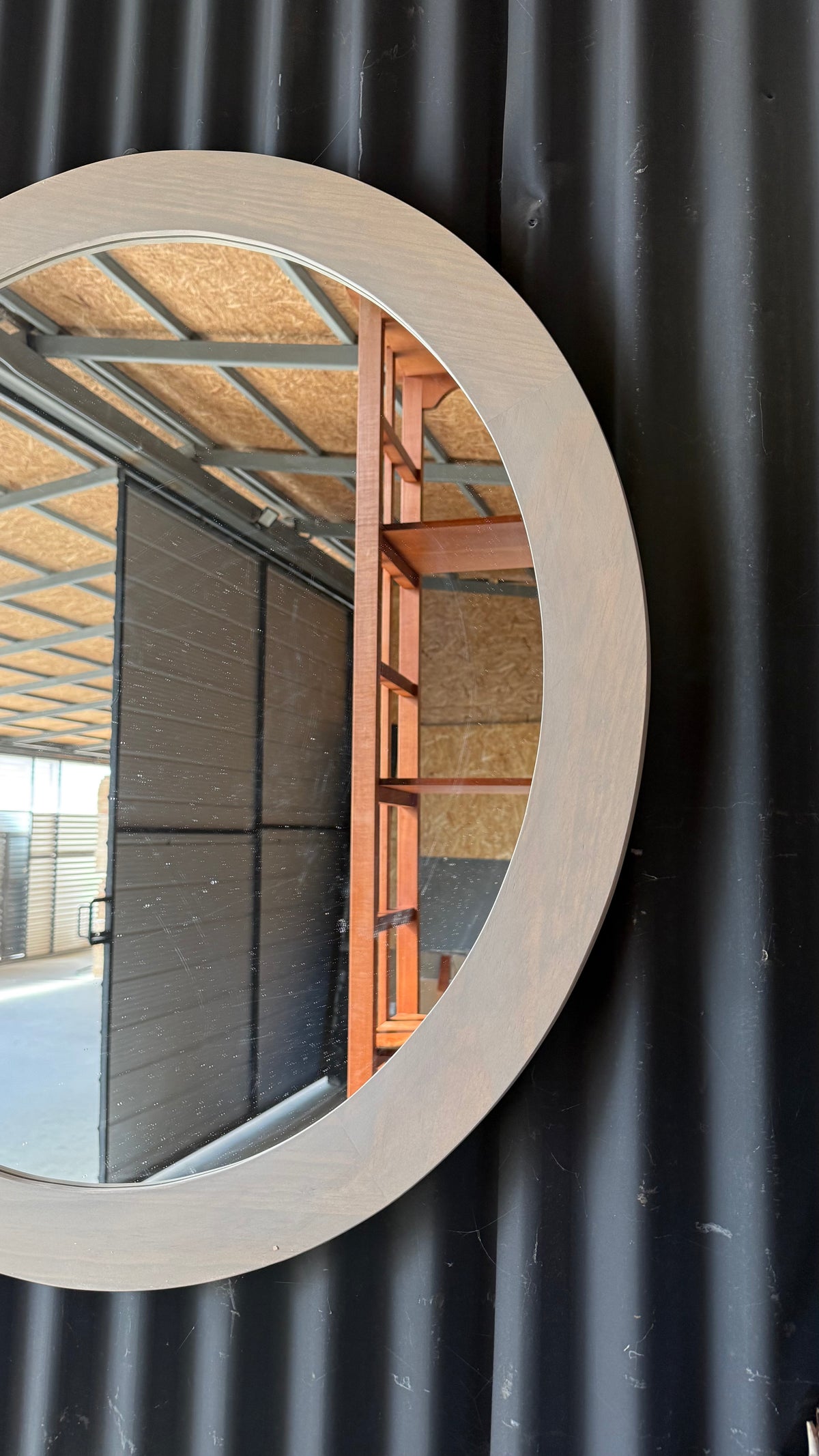 Espejo Redondo — Madera Pino Clear Teñido Rústico 90x90