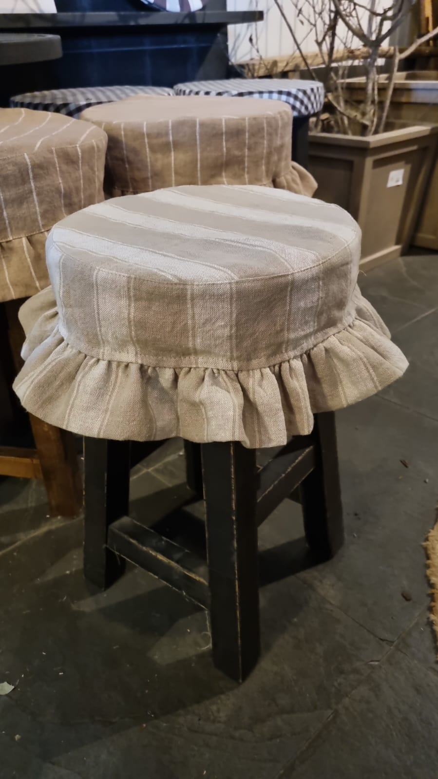 Cubre piso lino natural-beige 25 cm diametro