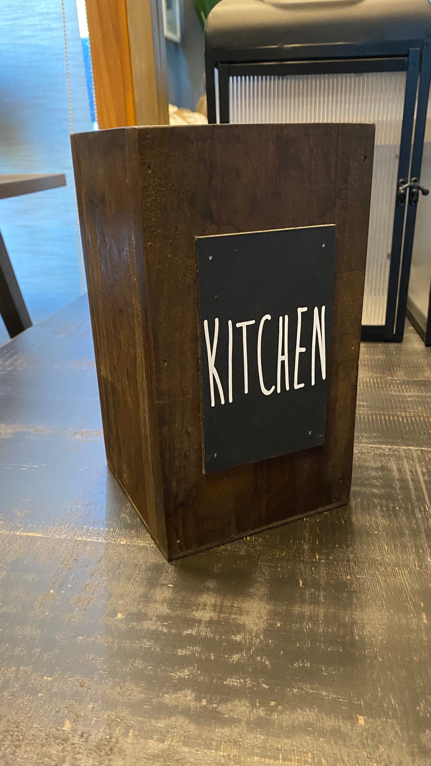Caja kitchen teñido Café