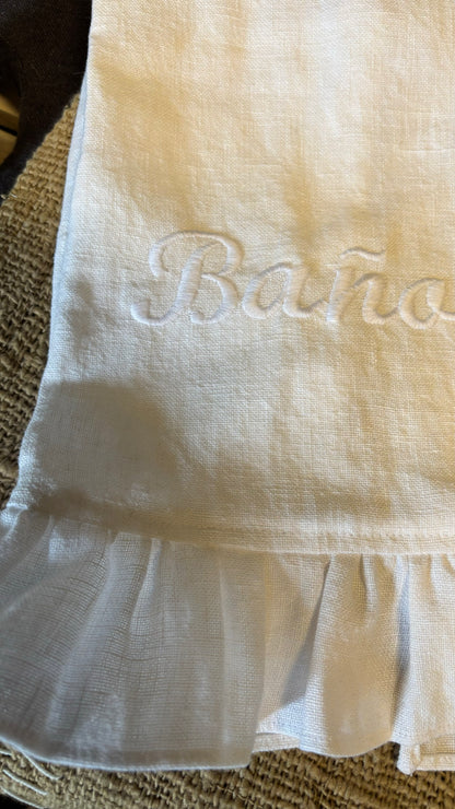 Toalla lino bordada baño vuelos