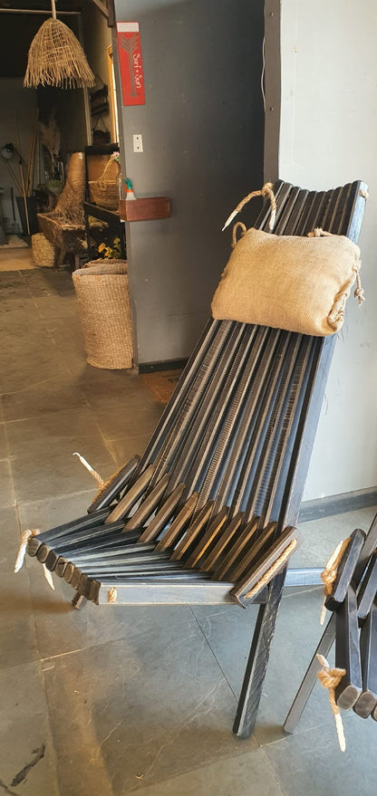 Silla jesuita pátina negra con cojín