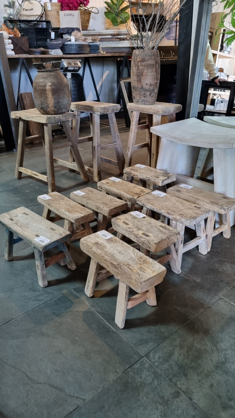 Pisito rustico s madera antigua