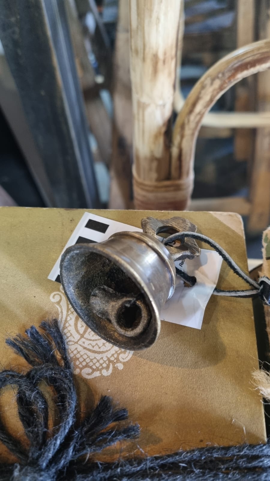 Mini campana bronce