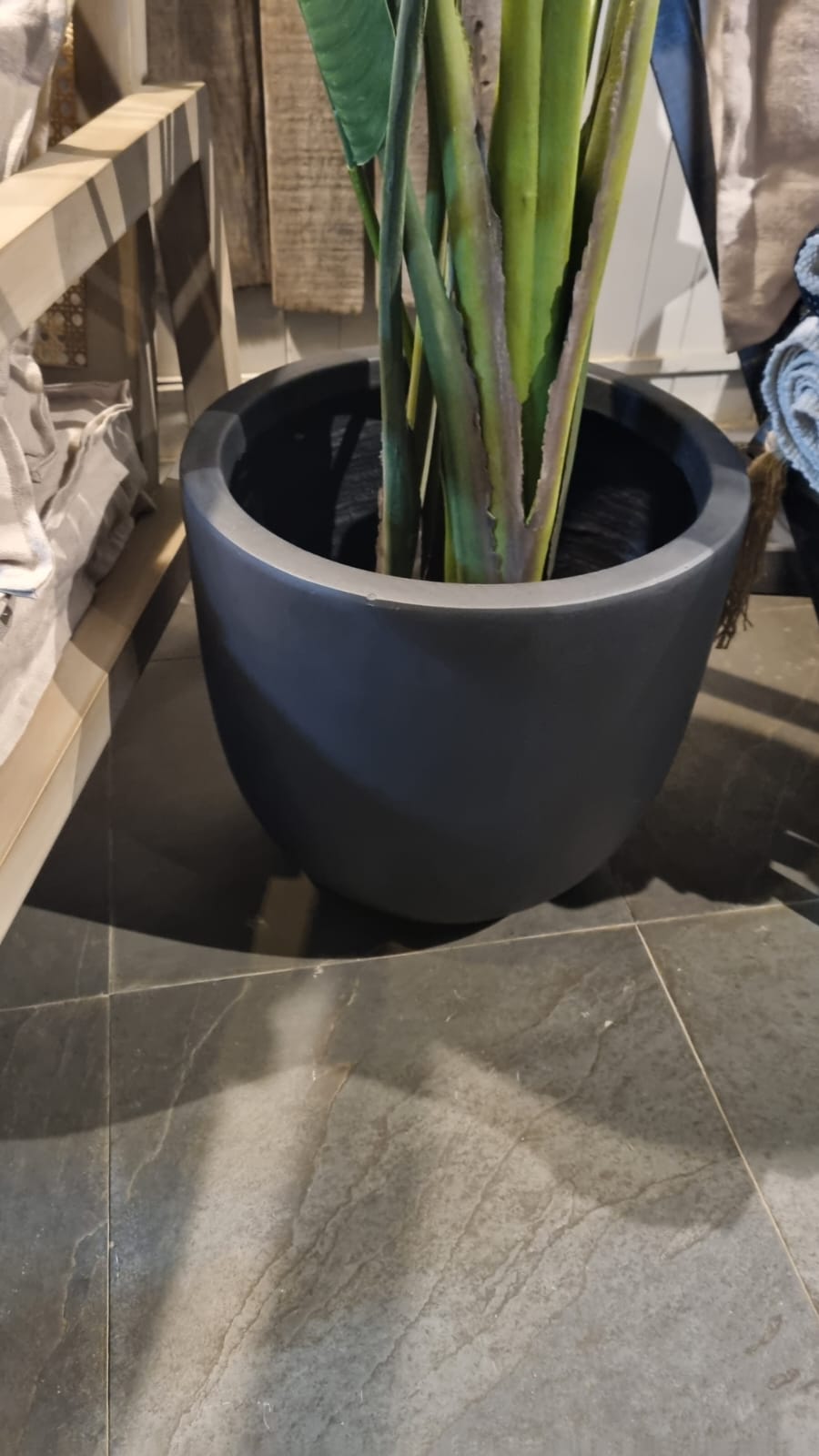 Macetero bowl negro