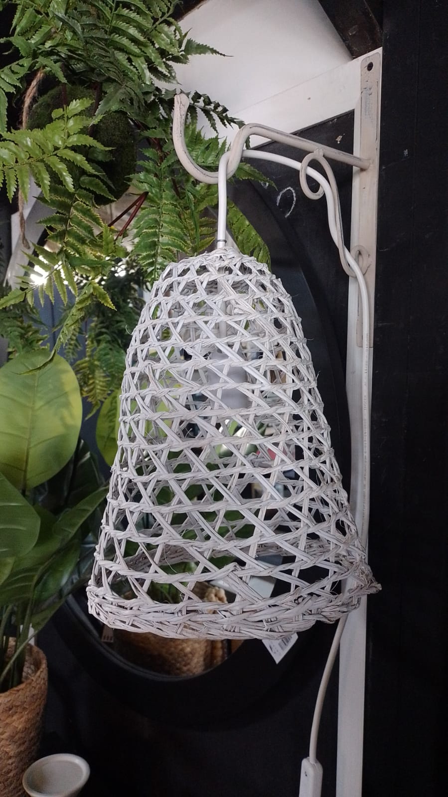 Apliqué escuadra de fierro blanco