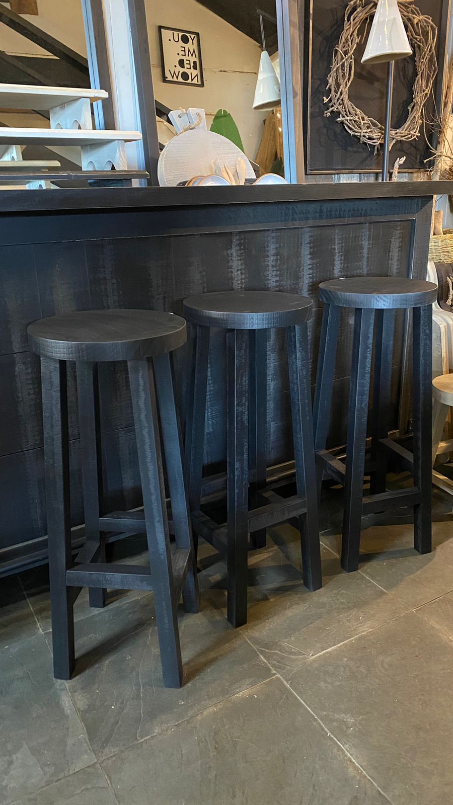 Piso bar negro 30x73
