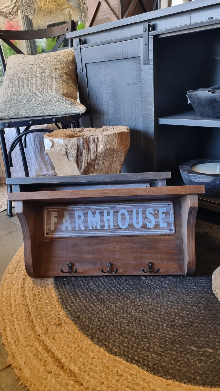 Repisa madera farmhouse teñido café