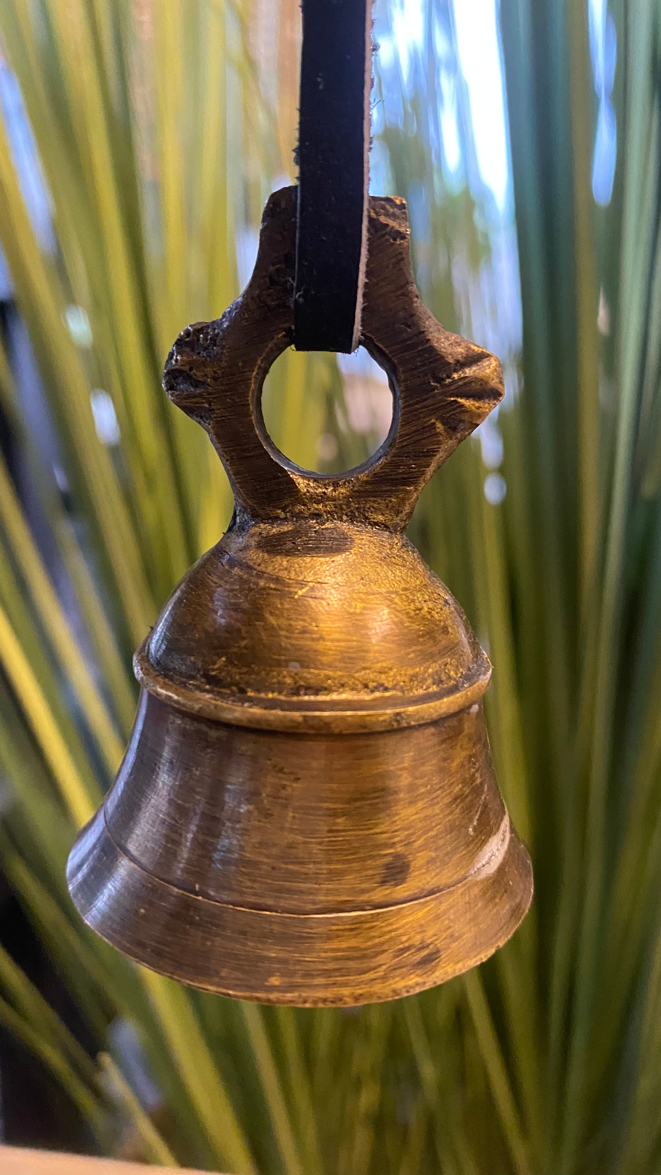 Mini campana bronce